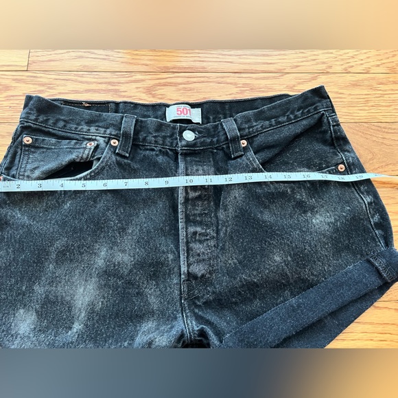 Levi shorts - Picture 8 of 8